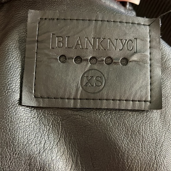 Blank NYC “Frisky Business” Faux Leather Vegan Moto Jacket Bally Stripe XS - Picture 12 of 15